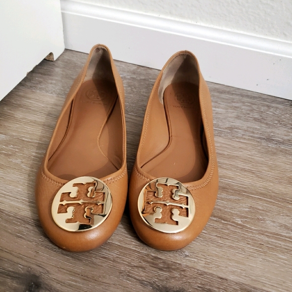 Tory Burch Shoes - SOLD Tory Burch Leather Flats